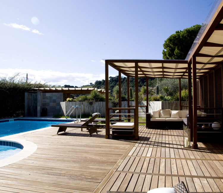 5-PERGOLATO-IN-LEGNO-CON--DECKING-3